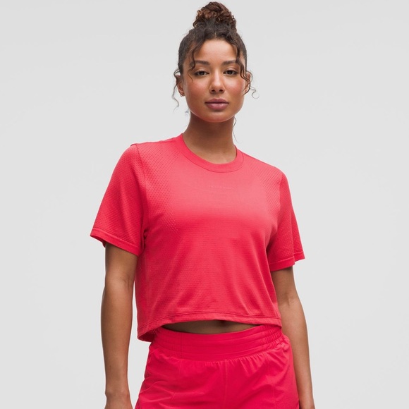 lululemon athletica Tops - 7. NWT- Lululemon Swiftly High-Low Cropped Short-Sleeve Shirt